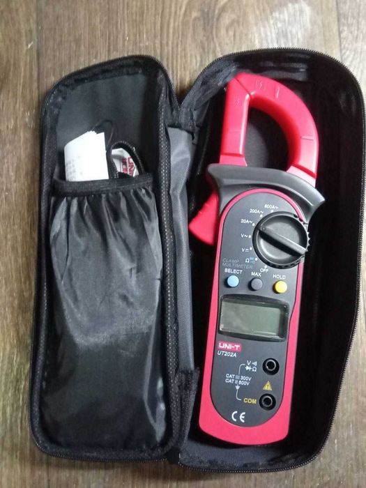 Кліщі струмовимірювальні UNI-T UT202A