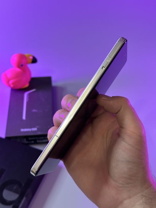 OnePlus 13 білий 16/512ГБ | 16 циклів зарядки (Заряджався 16 раз)