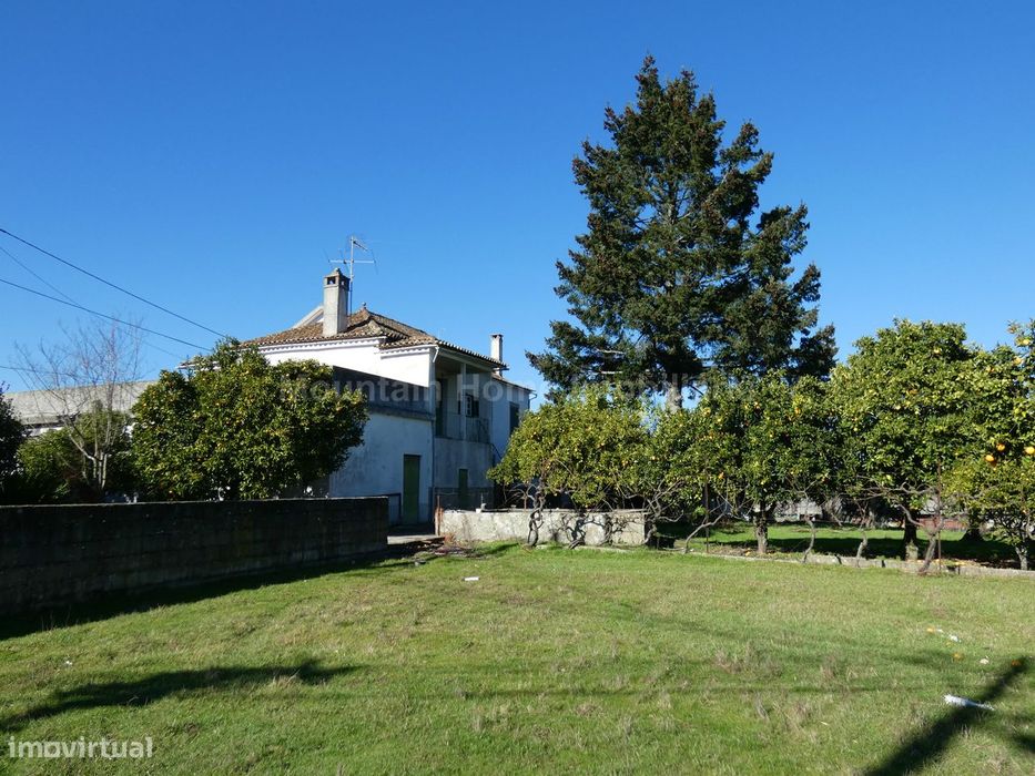 Moradia T5 Venda em Lagares,Oliveira do Hospital