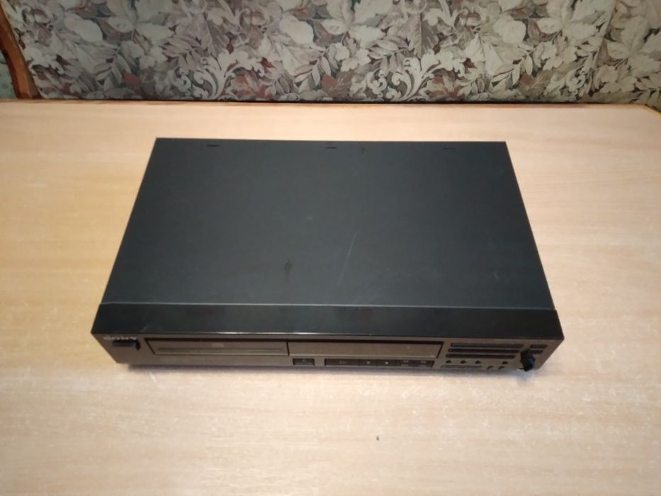 Проигрыватель CD Sony CDP-497,работоспособность 100%,АССОРТИМЕНТ!
