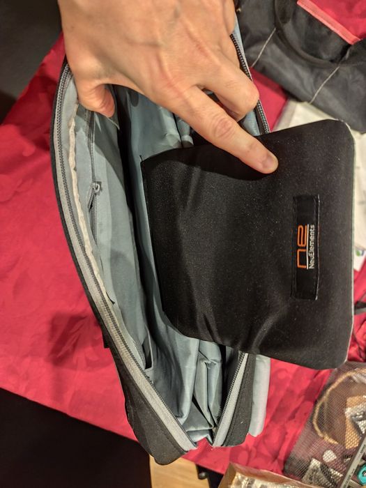 Mala para PC portátil com varias divisórias