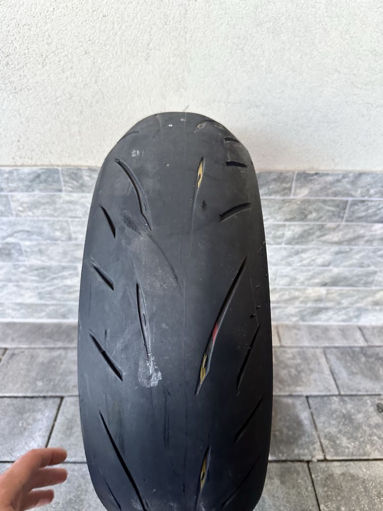 Bridgestone Battax Hypersport S23R 180/55 R17