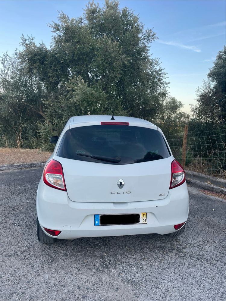 Renault clio comercial