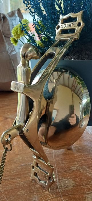 Vintage dzwonek ścienny mosiądz S.F.Co. lata 80-90