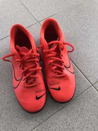 Chuteiras de futsal Nike mercurial