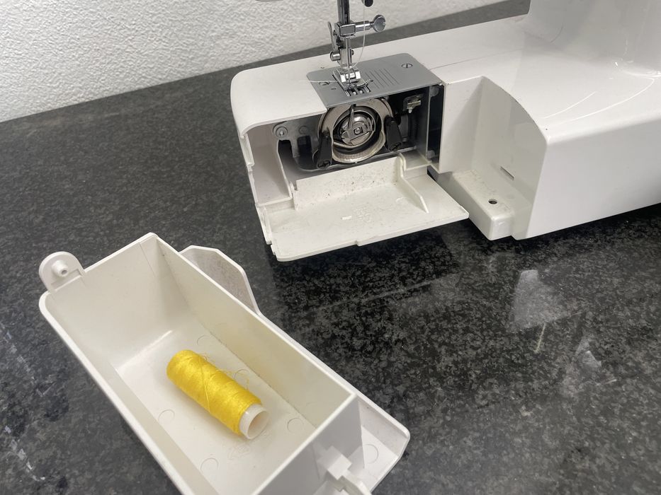 Maquina costura como nova