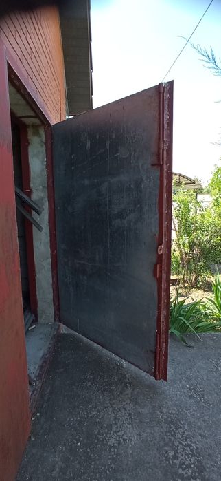 Ворота  гаражні, утеплені