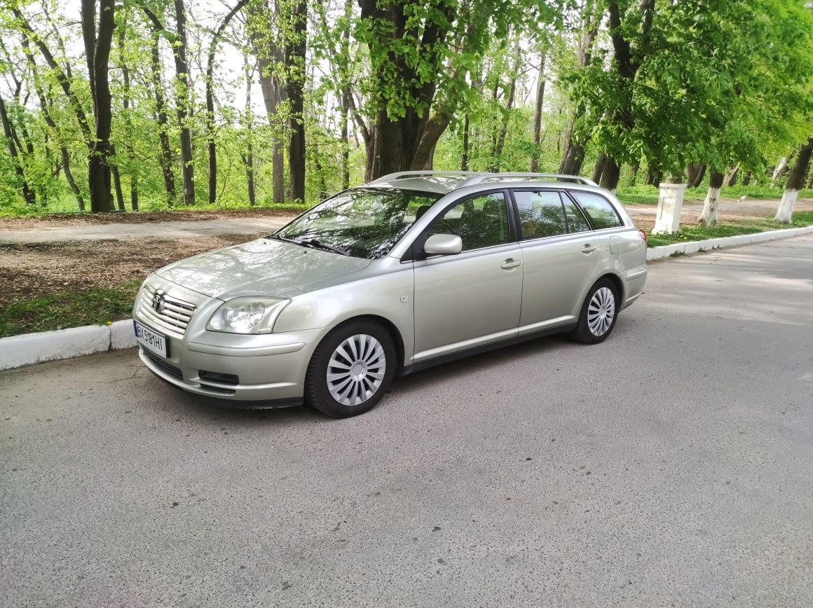 Продам Toyota AVENSIS T25