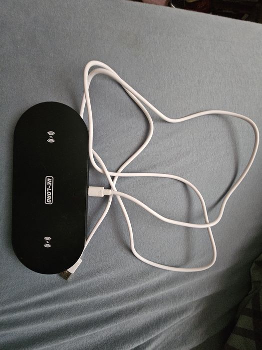 Sprzedam ładowarkę bezprzewodową podwójna