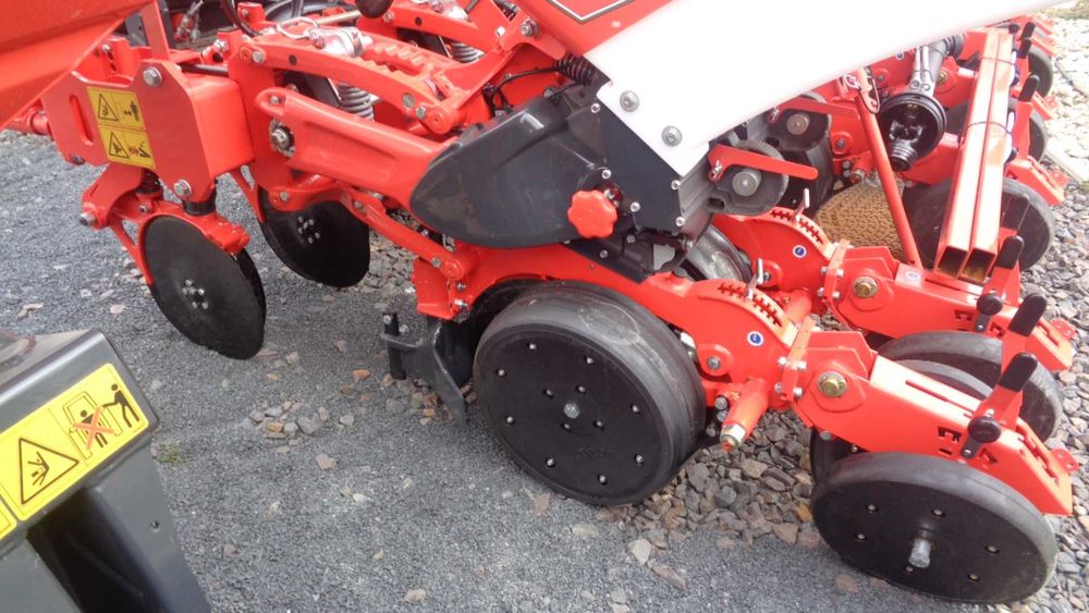 Siewnik pneumatyczny Kuhn Maxima 3 6TS do kukurydzy najtaniej w POLSCE