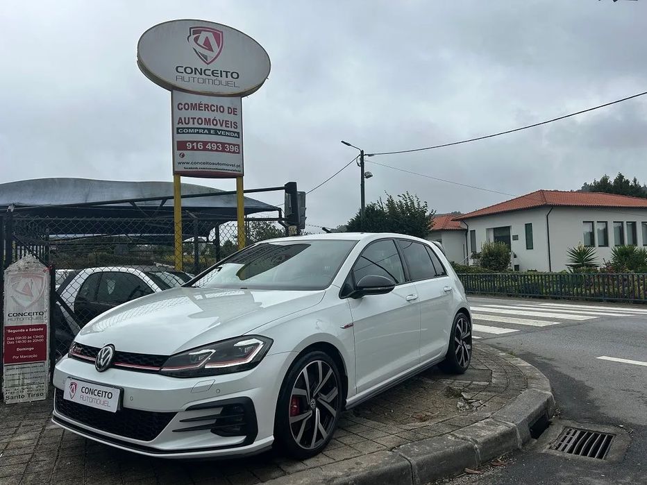 VW Golf 2.0 TSI GTI DSG Performance