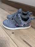 Adidasy dla dziewczynki