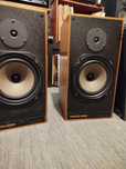 Colunas Monitor Audio R252