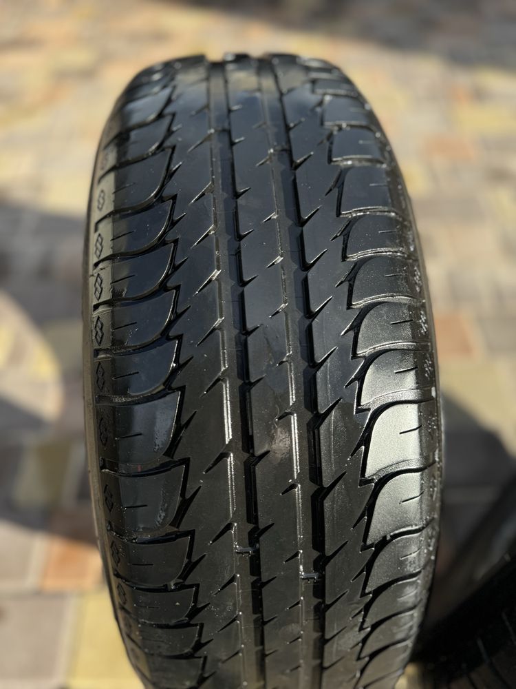 Продам резину 185/65 R15