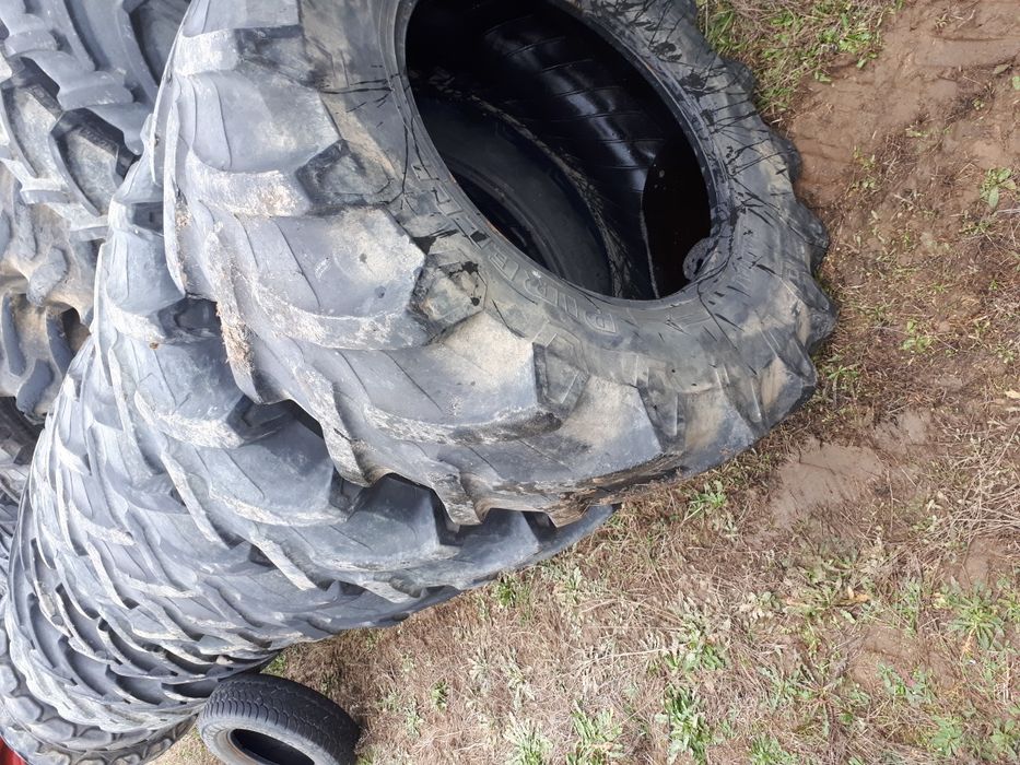 Poszerzone opony Radialne zachodnie wzmocnione 16.9 R - 28 (420/85 R28