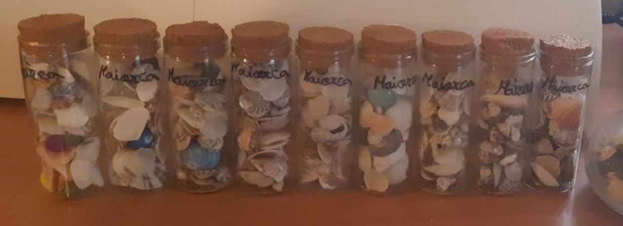 Vendo frascos de vidro com Conchas do Mar