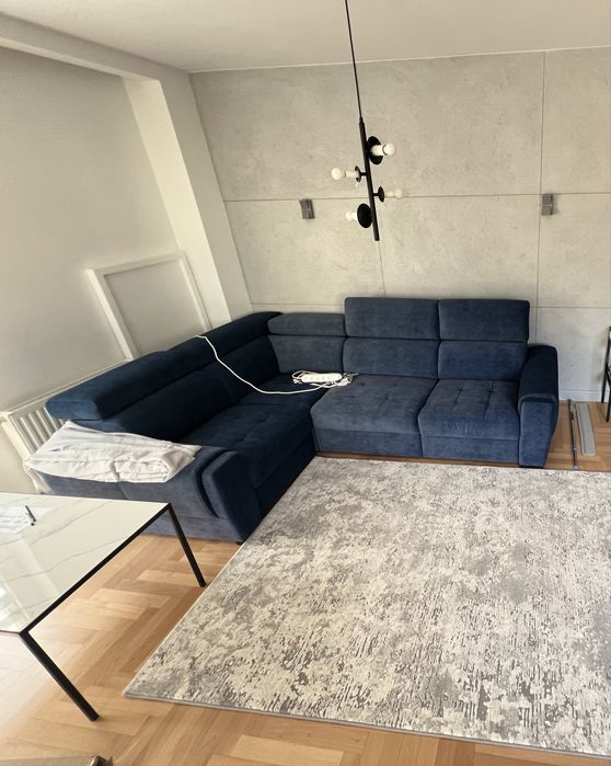 NOWY naroznik modulowy z elektrycznym siedzskiem granatowy AGATA MEBLE