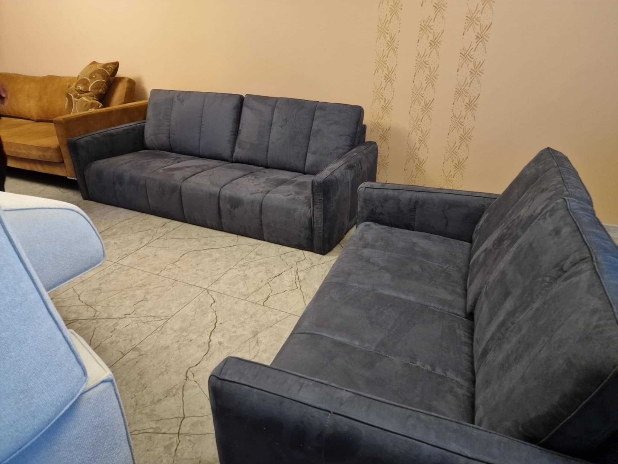 2 sofy i narożnik