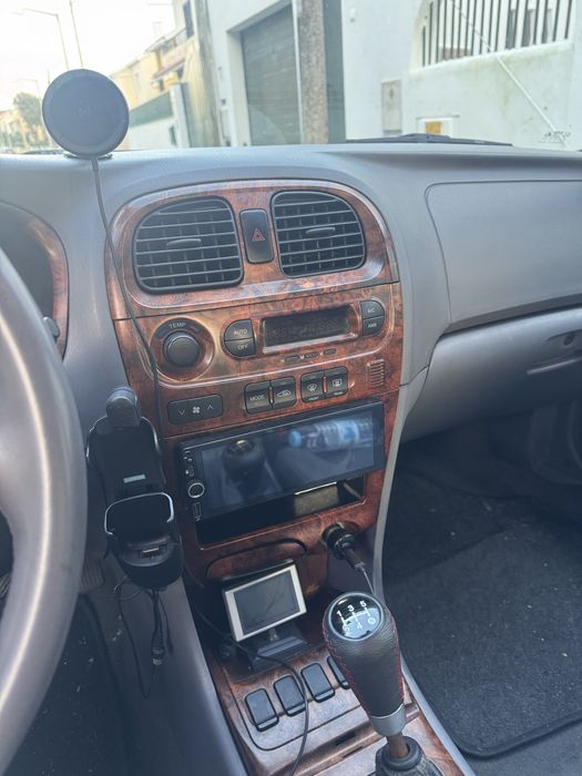 Hyundai Sonata IV 2.0