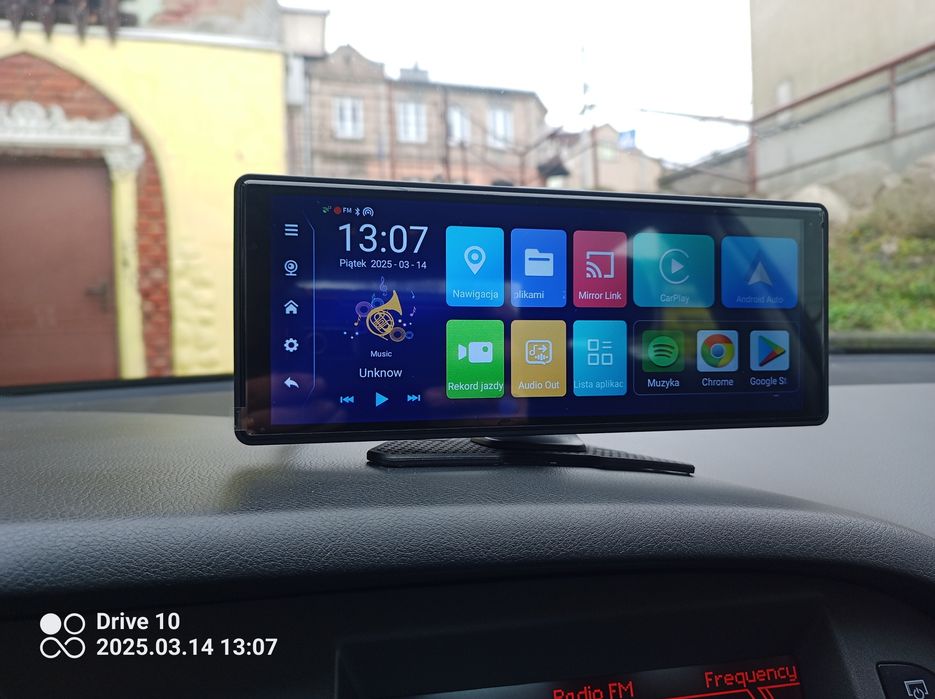 Montaż kamery radio android rejestratory jazdy