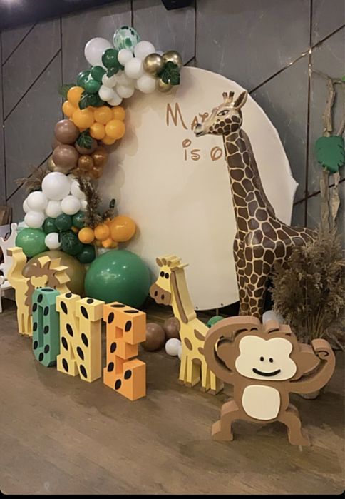 Кульки гелій фотозони декор оформлення на свято