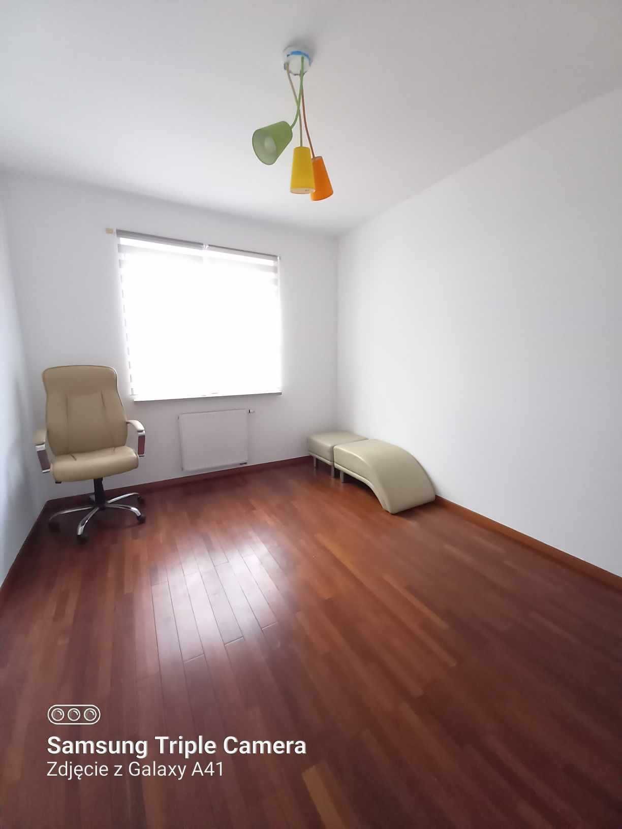 Olbrachta 23A, 3 pokojowy Apartament z garażem!