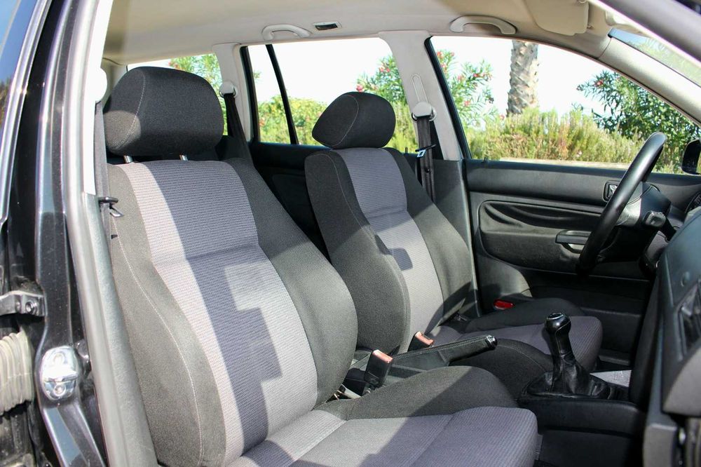 Volkswagen Golf Variant 1.4i | Histórico de revisões completo | AC