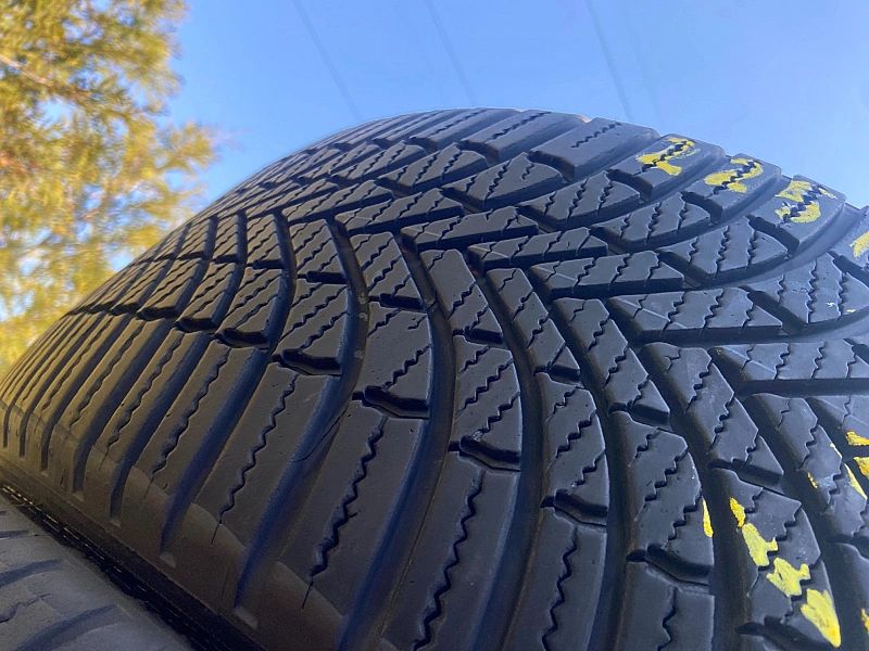 225/40/18 Firestone MultiSeason_6,6mm_4szt_(385)