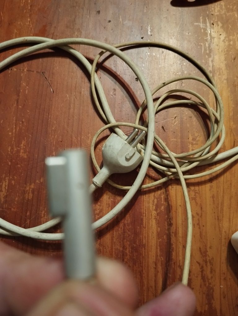 Carregador Apple 85 w Magsafe