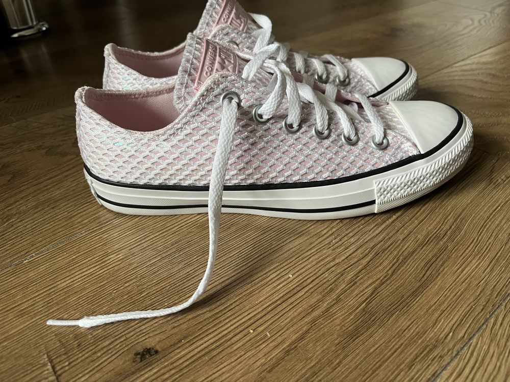 Converse Pink 38