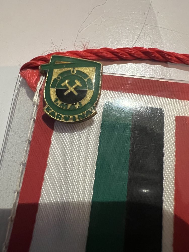 Proporczyk ze znaczkiem Kopalnie Karvina