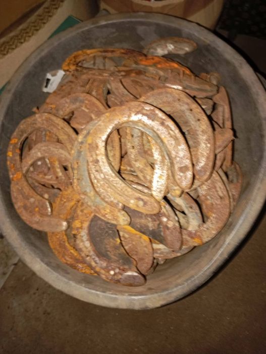 Vendo 120 fereduras muitas bom estado