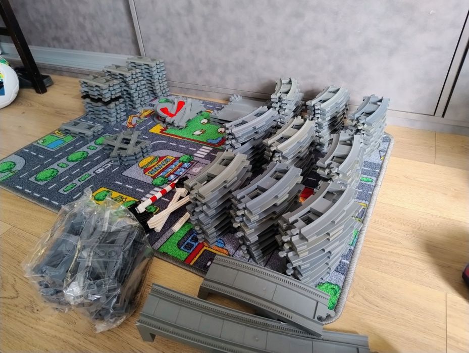 Pociąg lego duplo i tory