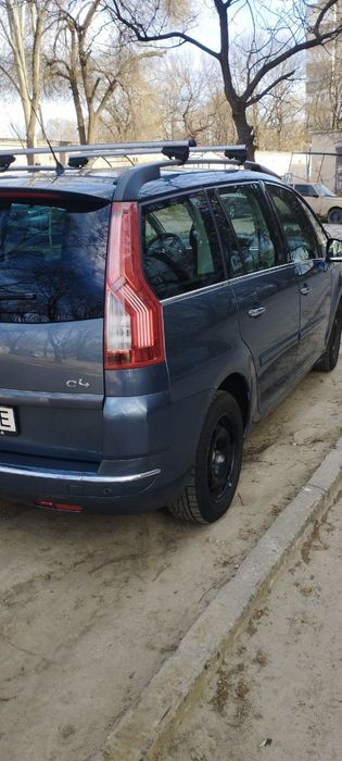 Прода отличное симейное авто