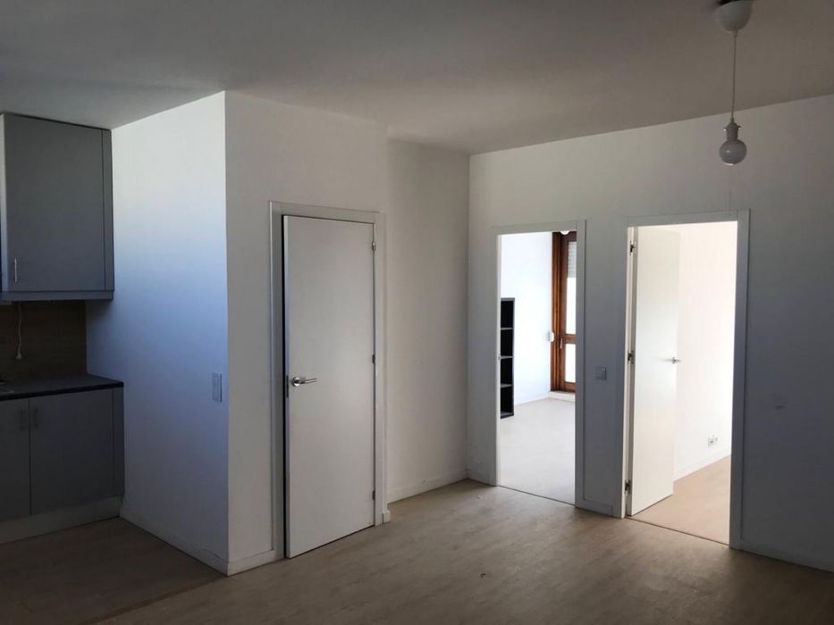 ALUGO T2 JUNTO A ESTACÃO DO METRO DA TRINDADE