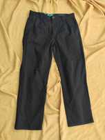673. Świetne spodnie Volcom W32L30 pas 88cm 100% cotton