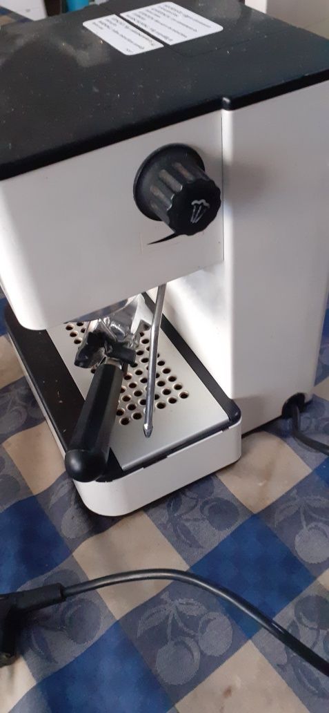 Máquina  de café  expresso