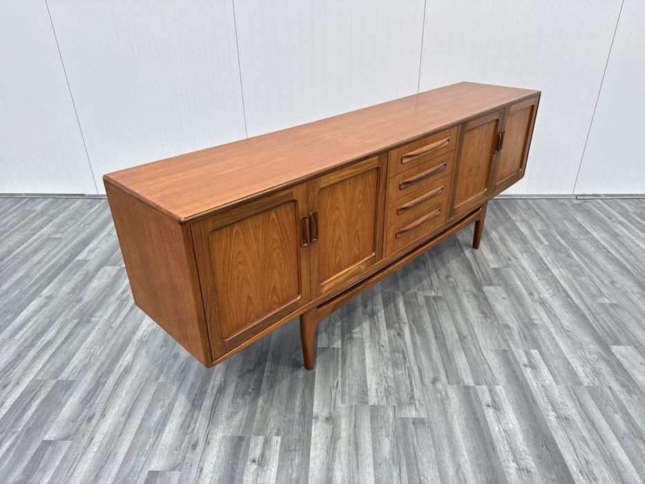 Mid century Aparador