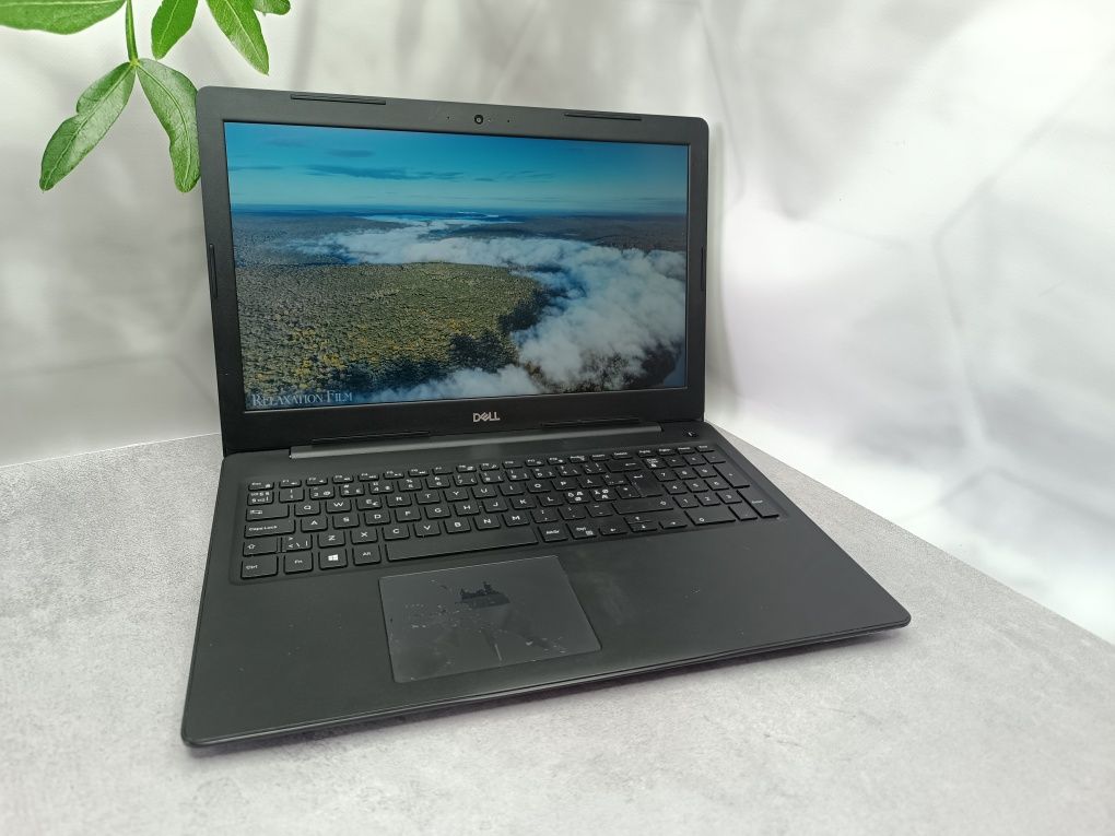 Ноутбук Dell Latitude 3590//i3-7130U/8GB/128M2/15.6"/HD/Гарантія