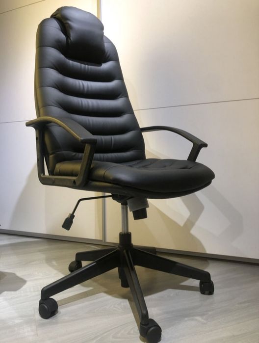 Стілець офісний, новий.