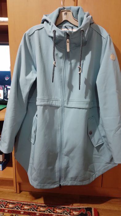 Куртка женская демисезонная