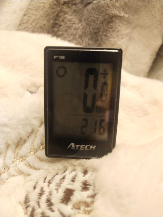 Bezprzewodowy licznik rowerowy Atech f16