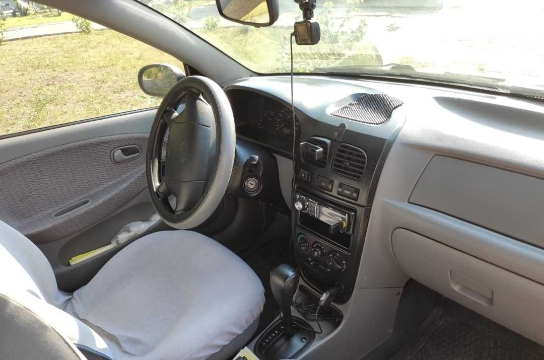 Продам машину kia rio