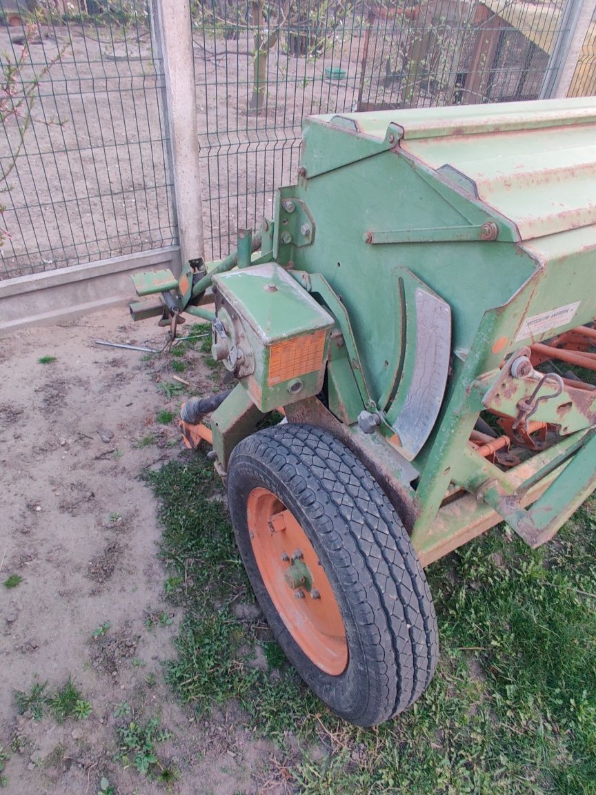 Siewnik amazone d8-30 super