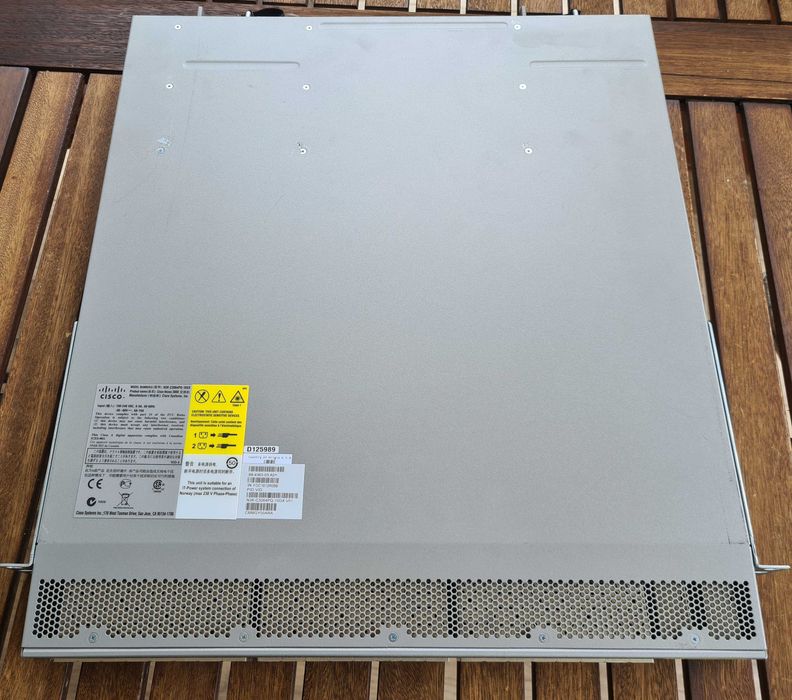 Cisco Nexus 3064PQ-10GX 48x10GE 4x40GE Enterprise