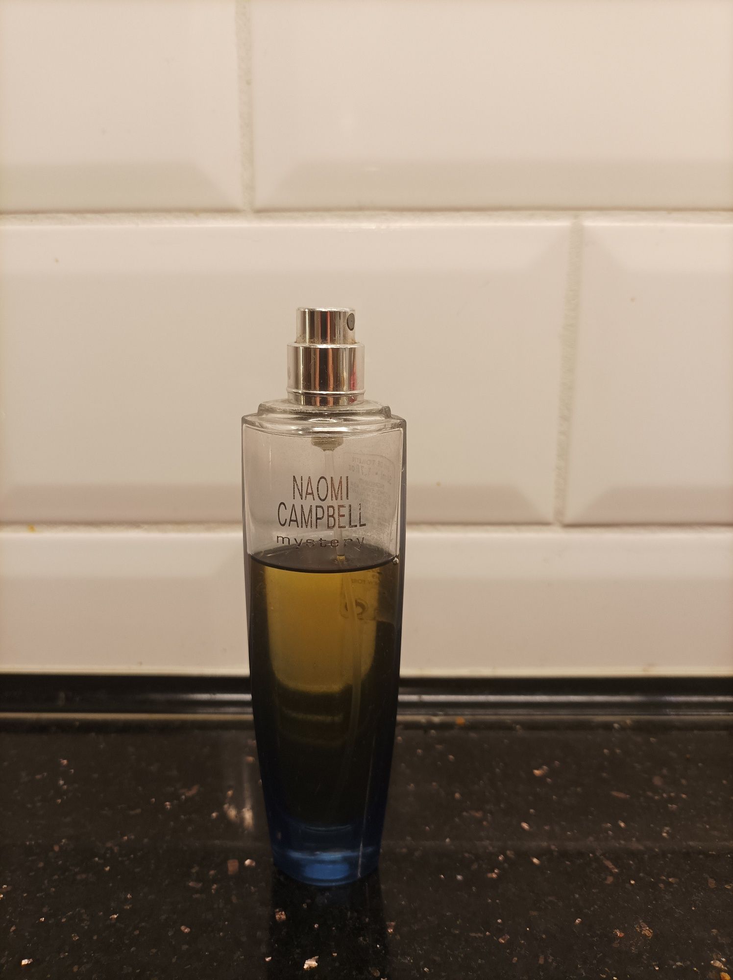 Naomi Cambell Mystery perfumy