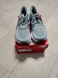 Buty do biegania New Balance Vongo V5 46,5 30 cm jak nowe Pronacja