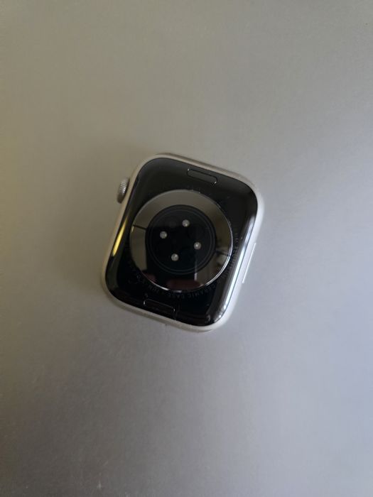 Apple Watch Series 7 Nike