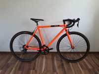 Rower Szosowy FIXIE Inc. Floater Race 8S Sora Claris 57 cm