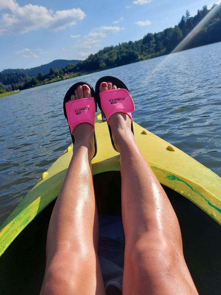 Pole namiotowe Camping Bieszczady nad jeziorem Solina Zawóz